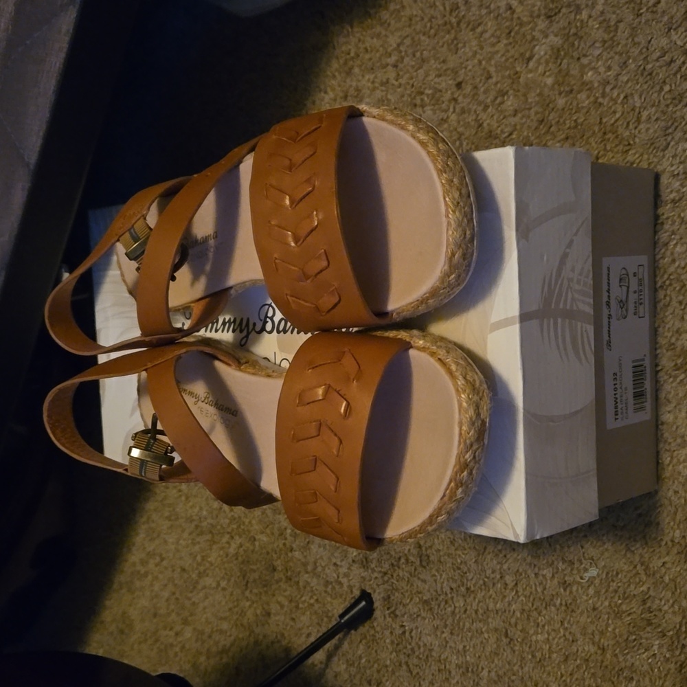 Tommy Bahama Relaxology Sandals